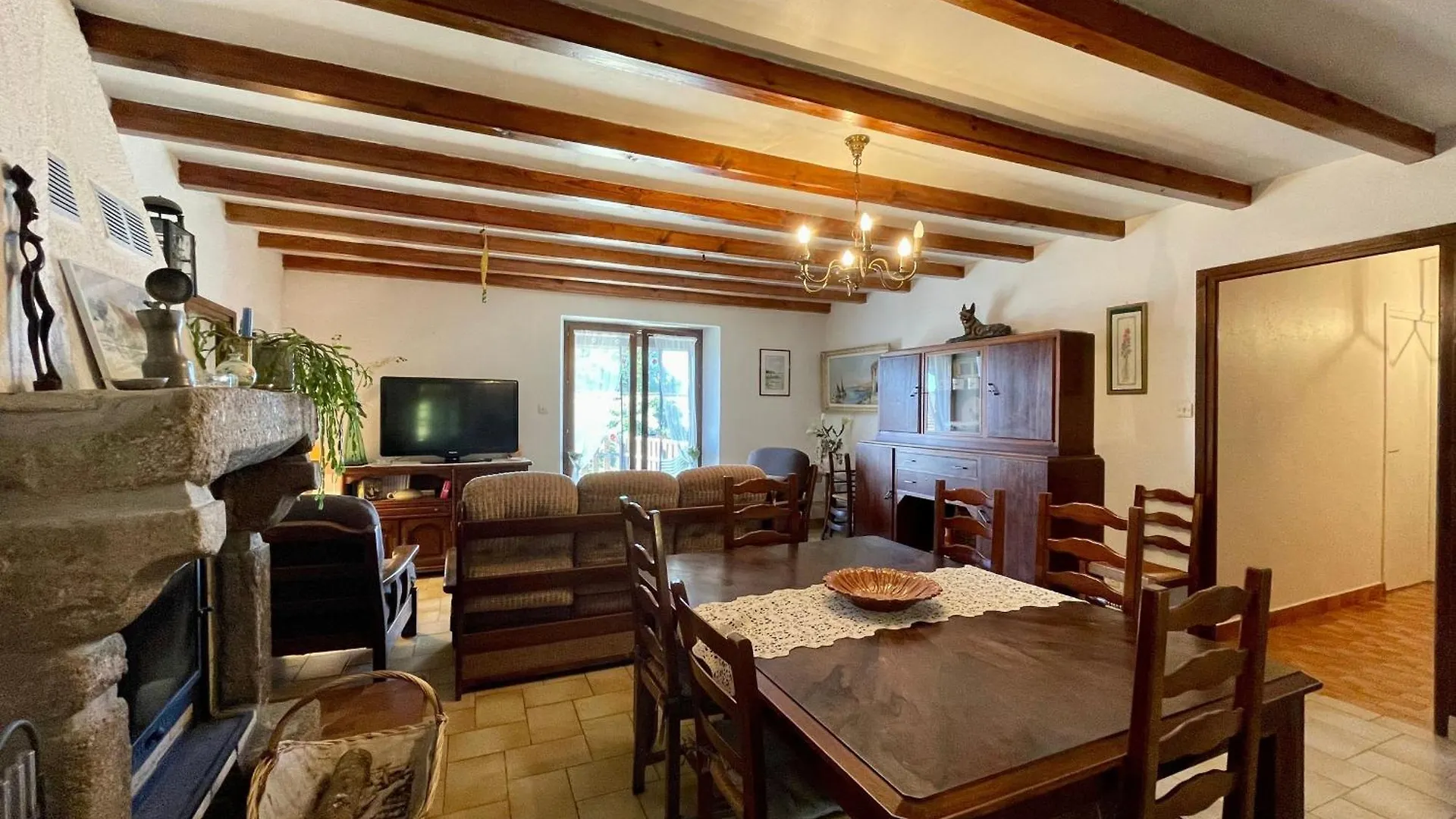 Gite Familial Avec Terrasses, Cheminee Et Equipements Bebe A Chateau-La-Ville, Pres De L'Allier - Fr-1-582-211 Saint-Haon Holiday home